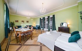 Apartamenty w Pałacu Pod Baranami